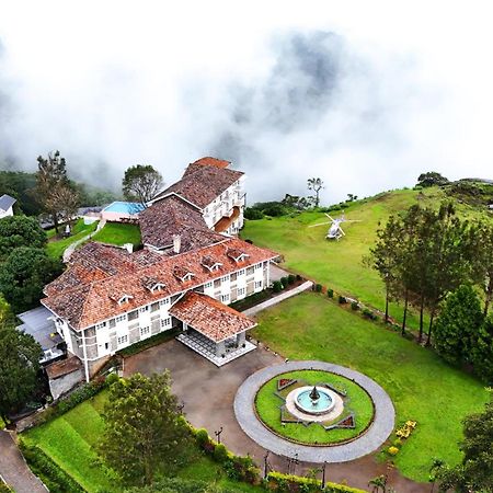 Le Montfort Resort Munnar Exterior photo