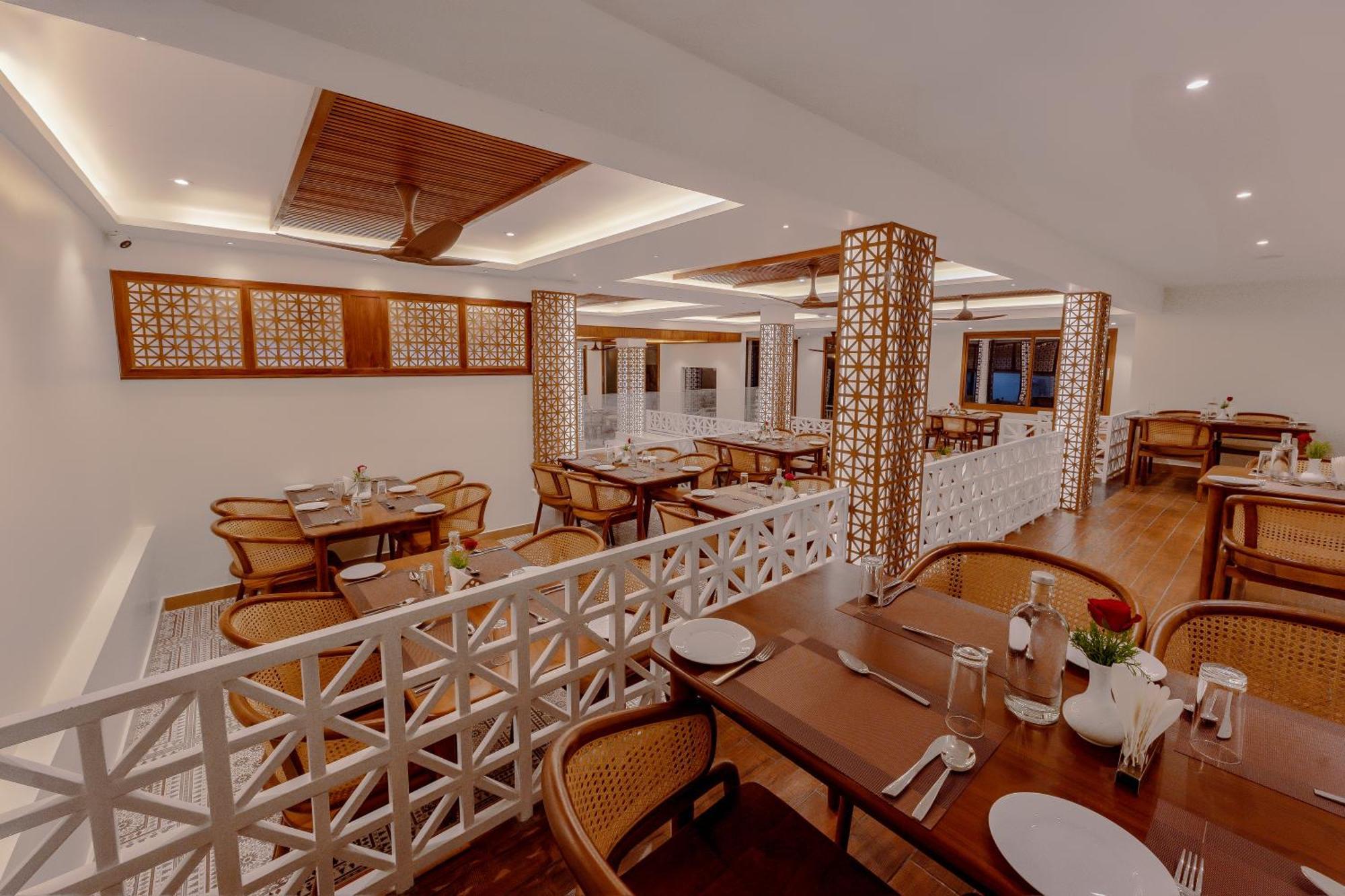 Le Montfort Resort Munnar Exterior photo