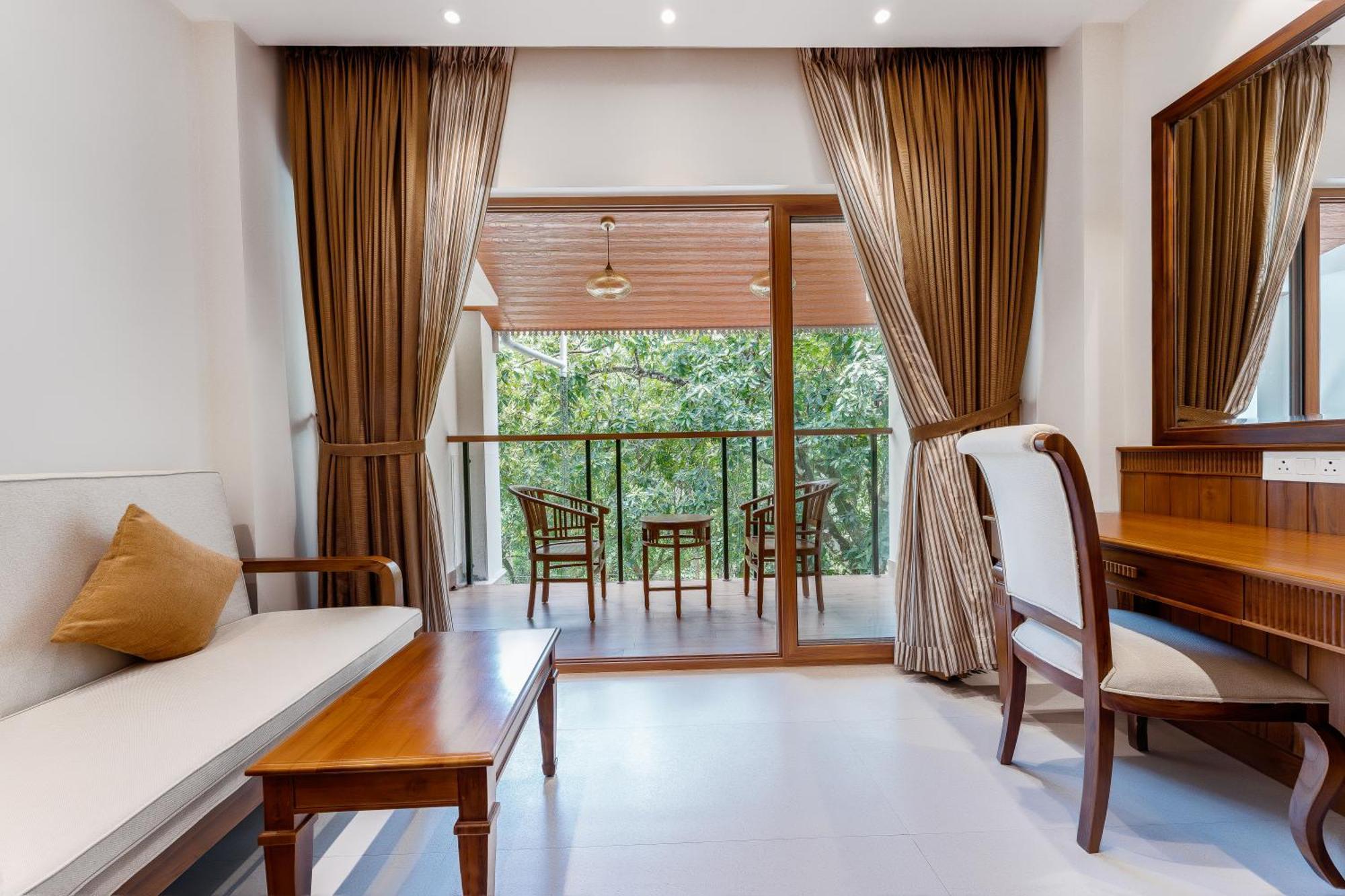 Le Montfort Resort Munnar Exterior photo